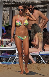 Elli Kokkinou feet photo thumbnail