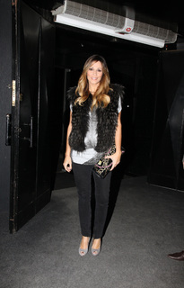 Elli Kokkinou feet photo thumbnail