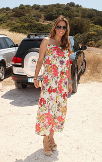 Elli Kokkinou feet photo thumbnail