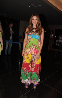 Elli Kokkinou feet photo thumbnail