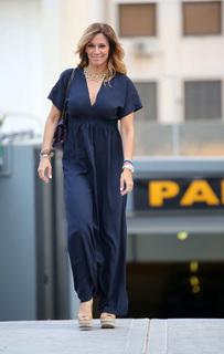 Elli Kokkinou feet photo thumbnail