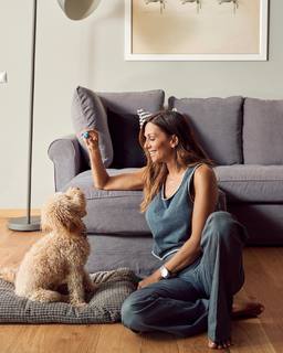 Elli Kokkinou feet photo thumbnail