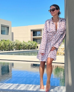 Elli Kokkinou feet photo thumbnail