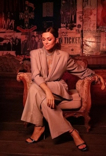 Elli Kokkinou feet photo thumbnail