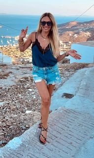 Elli Kokkinou feet photo 4