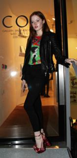 Ellie Bamber feet photo 1