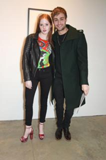 Ellie Bamber feet photo thumbnail