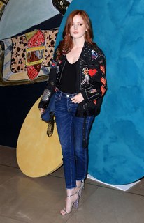 Ellie Bamber feet photo thumbnail