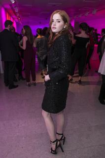 Ellie Bamber feet photo thumbnail