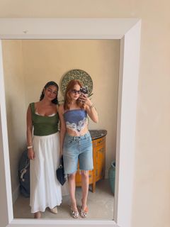 Ellie Bamber feet photo 1