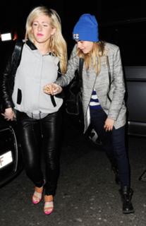 Ellie Goulding feet photo thumbnail