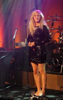 Ellie Goulding feet photo thumbnail