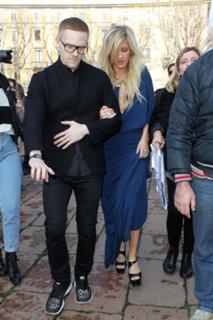Ellie Goulding feet photo thumbnail