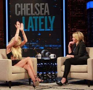 Ellie Goulding feet photo thumbnail