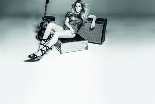 Ellie Goulding feet photo thumbnail