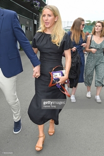 Ellie Goulding feet photo thumbnail