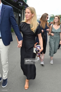 Ellie Goulding feet photo thumbnail