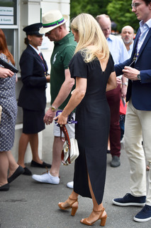 Ellie Goulding feet photo thumbnail