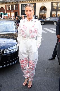 Ellie Goulding feet photo thumbnail