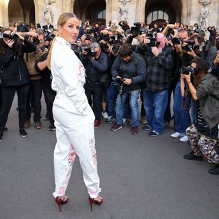 Ellie Goulding feet photo thumbnail