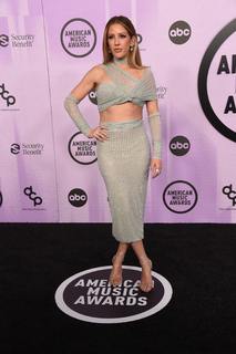 Ellie Goulding feet photo thumbnail