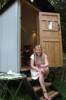 Ellie Harrison feet photo 17