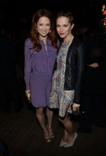 Ellie Kemper feet photo thumbnail