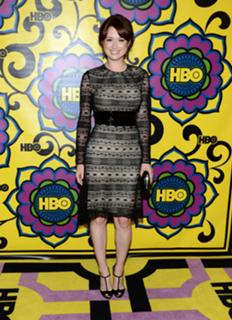 Ellie Kemper feet photo thumbnail