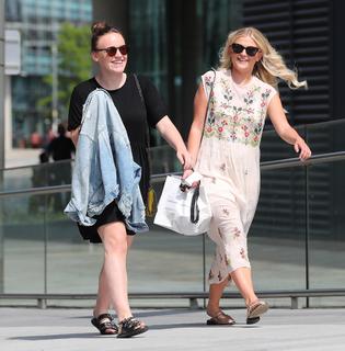 Ellie Leach feet photo 4
