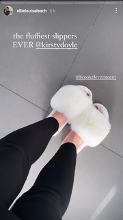 Ellie Leach feet photo 10