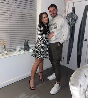 Ellie Leach feet photo 18