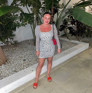 Ellie Leach feet photo 5