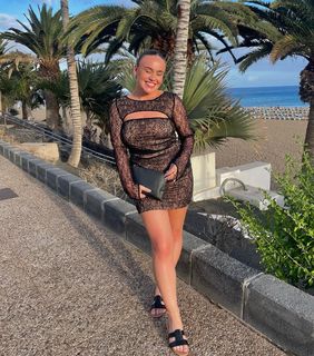 Ellie Leach feet photo 17