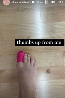 Ellie Leach feet photo 2