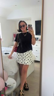 Ellie Leach feet photo 9