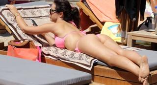 Ellie Papageli feet photo 1
