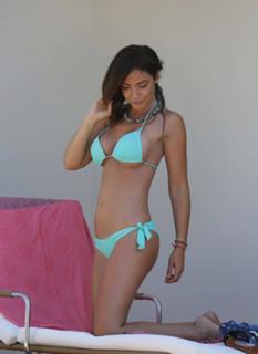 Ellie Papageli feet photo 3