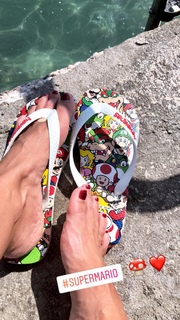 Ellie Papageli feet photo 19