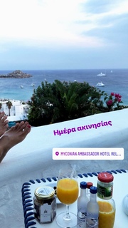 Ellie Papageli feet photo 12