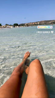 Ellie Papageli feet photo 6