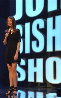 Ellie Taylor feet photo thumbnail