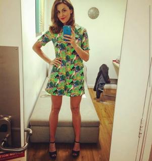 Ellie Taylor feet photo thumbnail