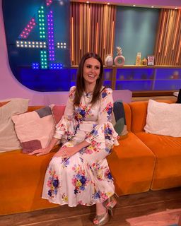 Ellie Taylor feet photo 8