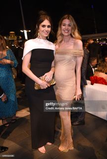 Ellie Taylor feet photo 12