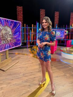 Ellie Taylor feet photo 1