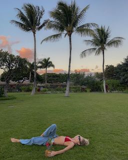 Ellie Thumann feet photo 9