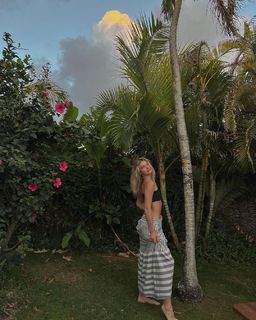 Ellie Thumann feet photo 12