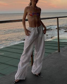 Ellie Thumann feet photo 9