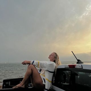 Ellie Thumann feet photo 2