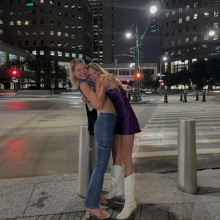 Ellie Thumann feet photo 18